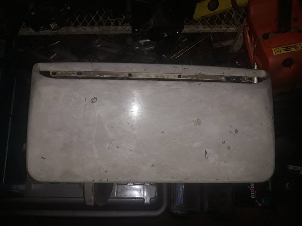 Isuzu Kb300 Bonnet Scoop For Sale - Private Seller