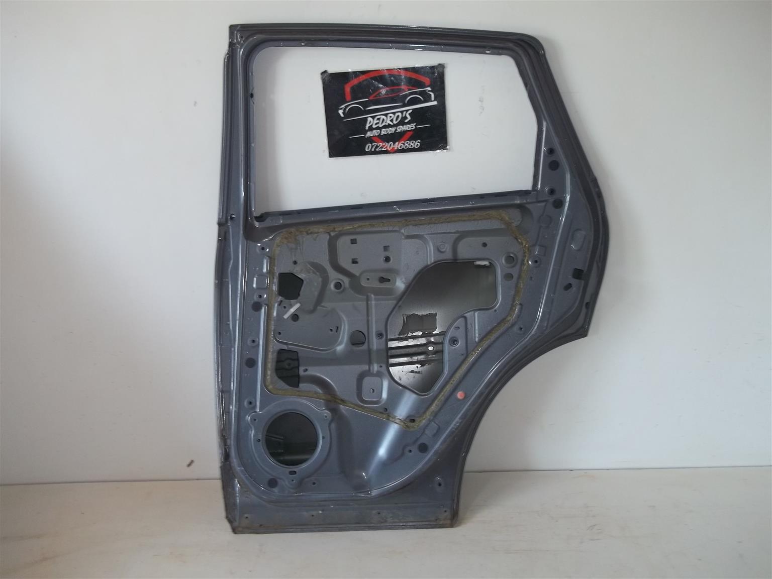 Nissan Qashqai (J10) '06-'14 right rear door - Private Seller Nissan Qashqai (J10) '06-'14 right rear door - Private Seller