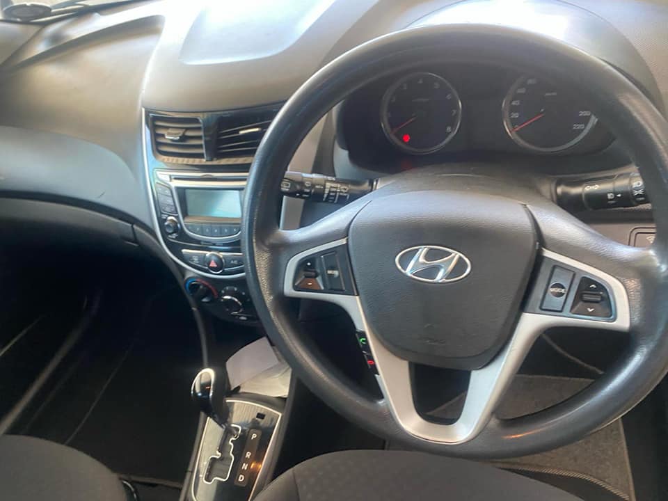 2015 HYUNDAI ACCENT 1.6 HATCHBACK