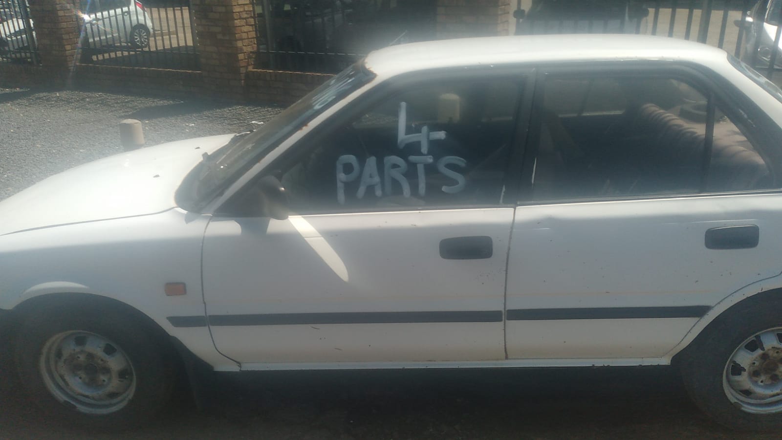 Toyota Corolla Stripping for Spares Kentucky Rounder shape Toyota Corolla Stripping for Spares Kentucky Rounder shape