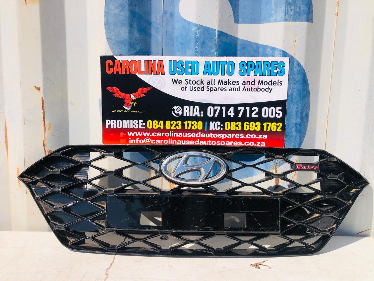 Hyundai Grand i20 facelift radiator grill with badge (2022) - Private Seller