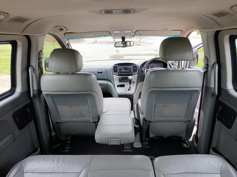 Used 2015 Hyundai H-1 2.5VGTi bus Elite 9-seater - Private Seller