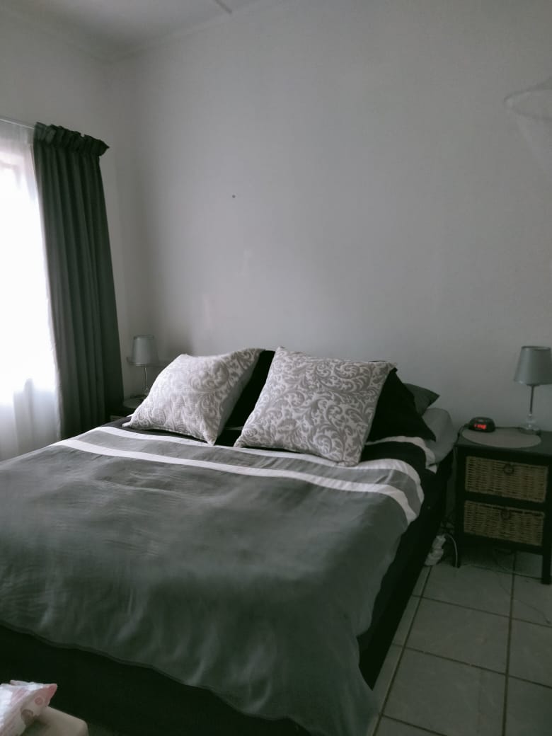 3 Bedroom Garden flat to rent in Mountain View Pretoria,no annimals allowed