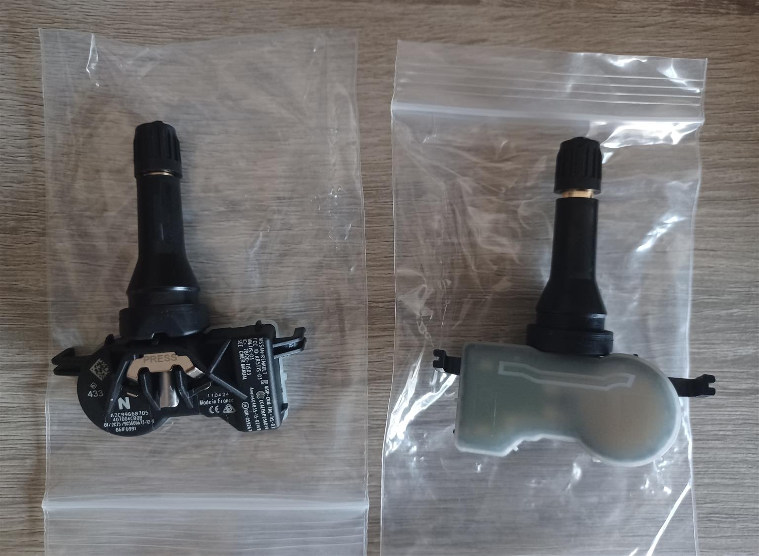 Renault Clio Mk4 TPMS tyre pressure monitor sensors - Private Seller