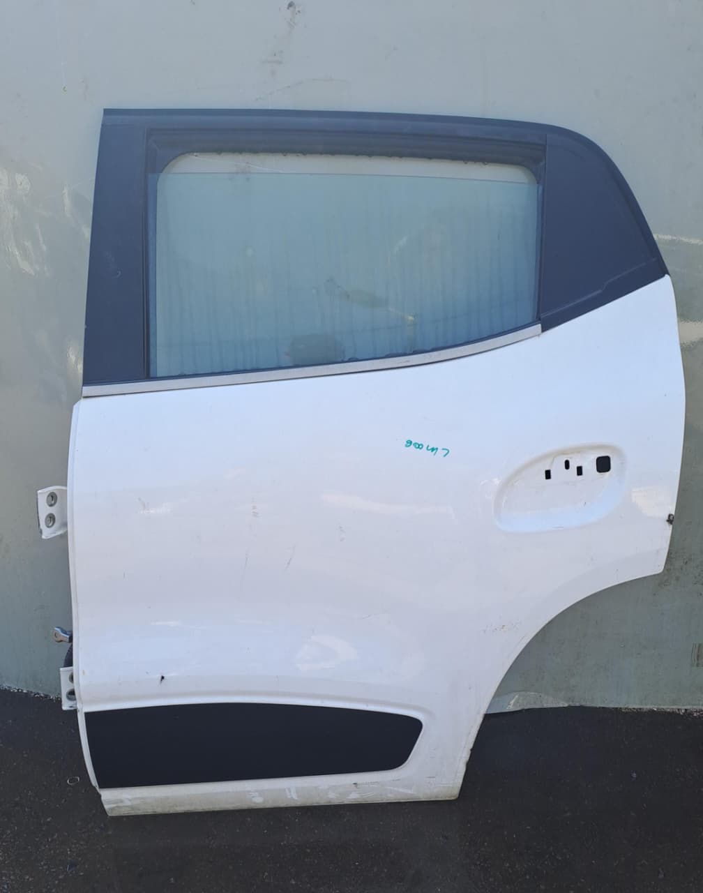 2019 Renault Kwid door shell for sale left rear - Private Seller 2019 Renault Kwid door shell for sale left rear - Private Seller