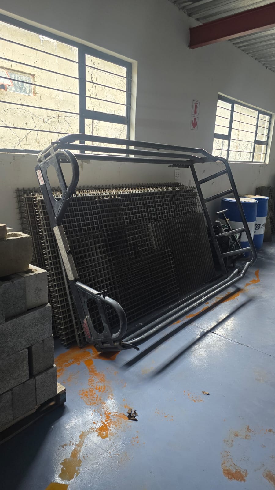 CATTLE RAILS FOR SALE TO FIT FORD RANGER - Private Seller