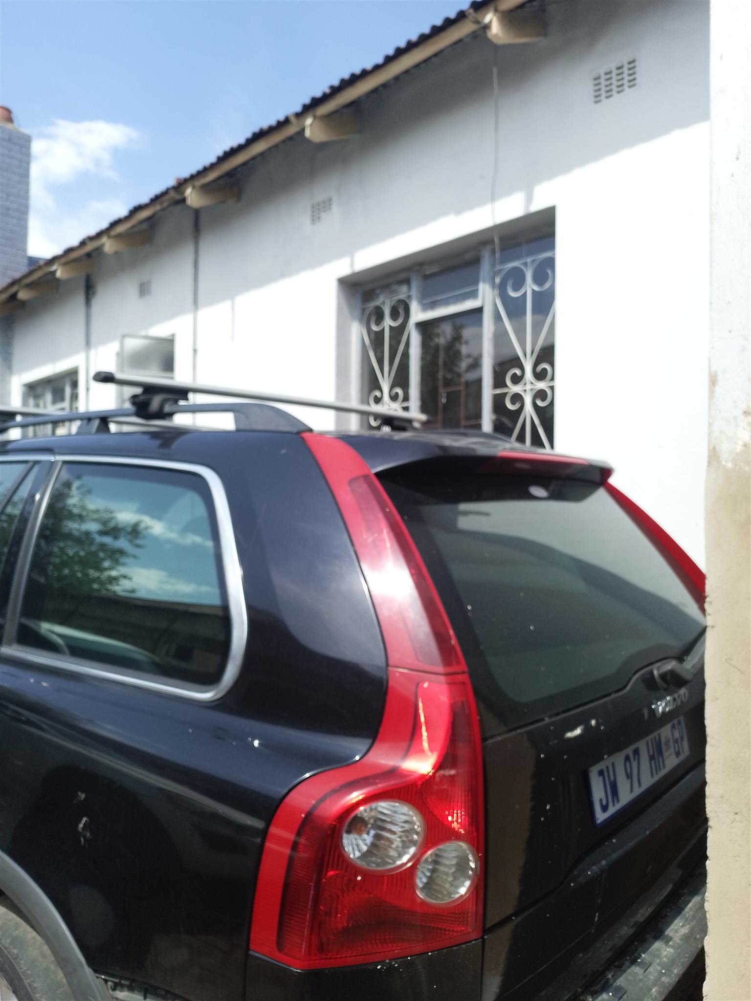 LOCK SET STILL AVAILABLE FOR VOLVO XC90 2007 DELIVERY AVAILABLE COUNTRY WIDE - Private Seller