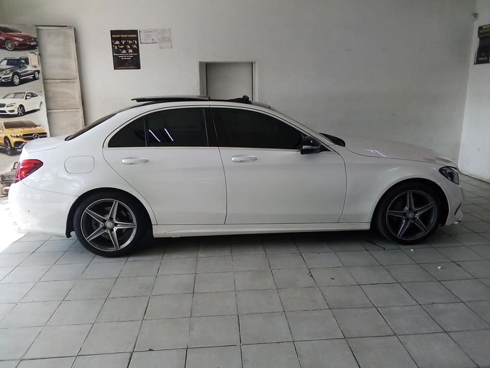 2015 MERCEDES-BENZ  C200 AMG LINE  AUTOMATIC, PETROL  WHITE, SUNROOF  LEATHER INTERIOR, SPAREKEY