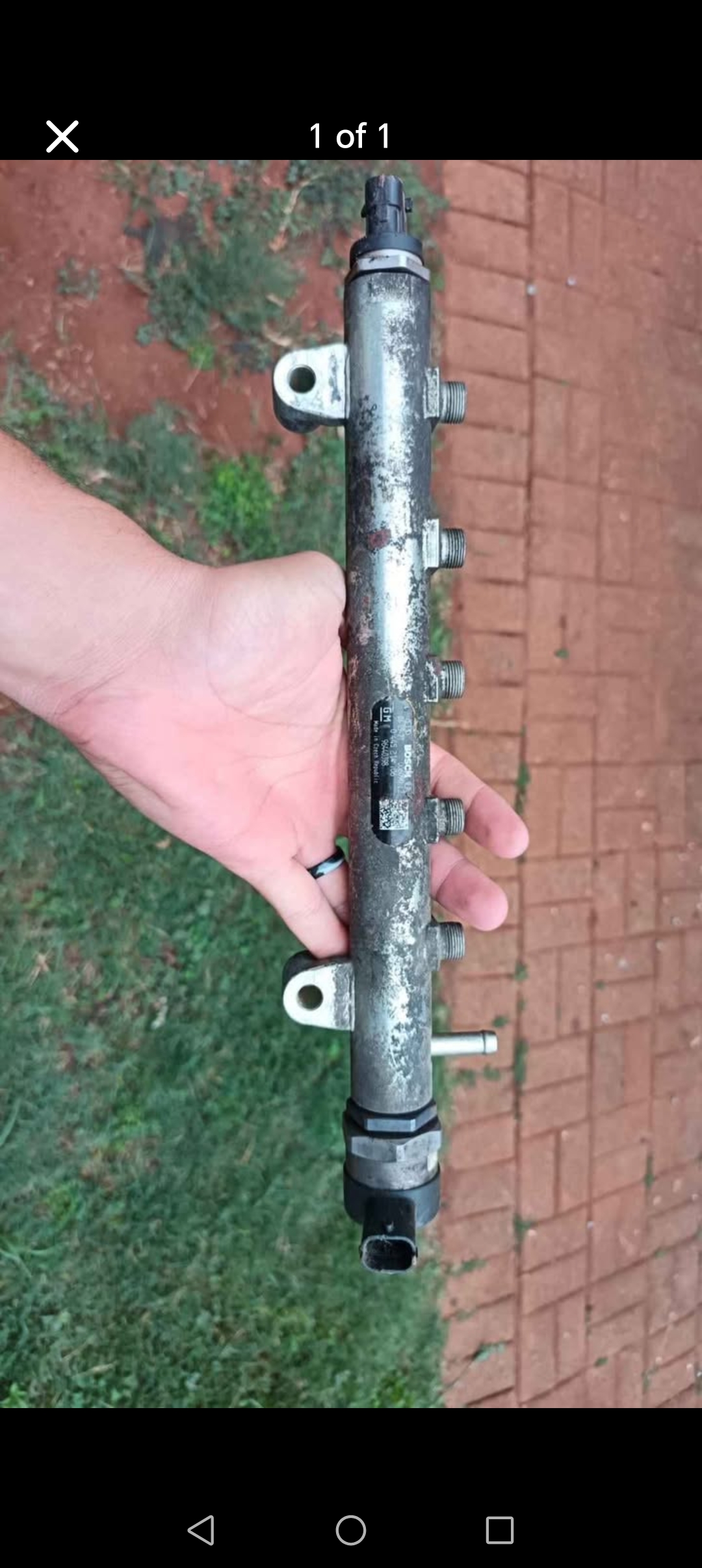 Chev Captiva fuel rail - Private Seller Chev Captiva fuel rail - Private Seller