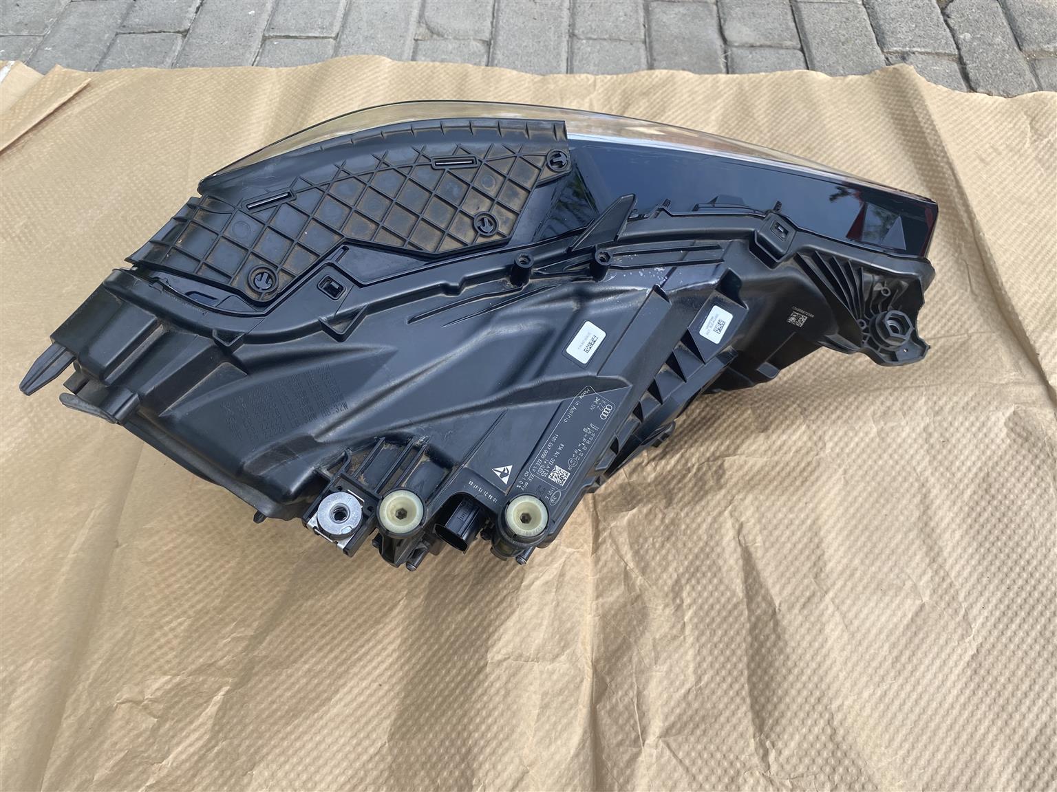 2023 AUDI Q3 S-LINE FULL LED HEADLIGHT LEFT SIDE FOR SALE. IN PRISTINE CONDITION - Private Seller 2023 AUDI Q3 S-LINE FULL LED HEADLIGHT LEFT SIDE FOR SALE. IN PRISTINE CONDITION - Private Seller