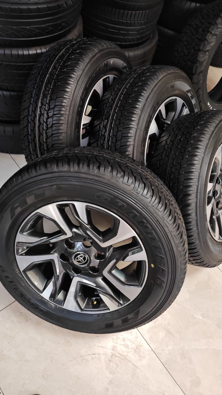 18inch Toyota Legend 55/Fortuner original mags with brand new 265/60/18 Dunlop G - Private Seller 18inch Toyota Legend 55/Fortuner original mags with brand new 265/60/18 Dunlop G - Private Seller