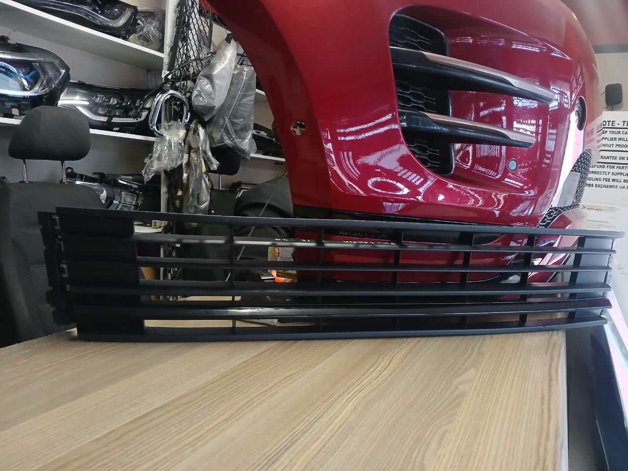 2018 VW POLO6 CENTER GRILL FOR SALE - Private Seller 2018 VW POLO6 CENTER GRILL FOR SALE - Private Seller
