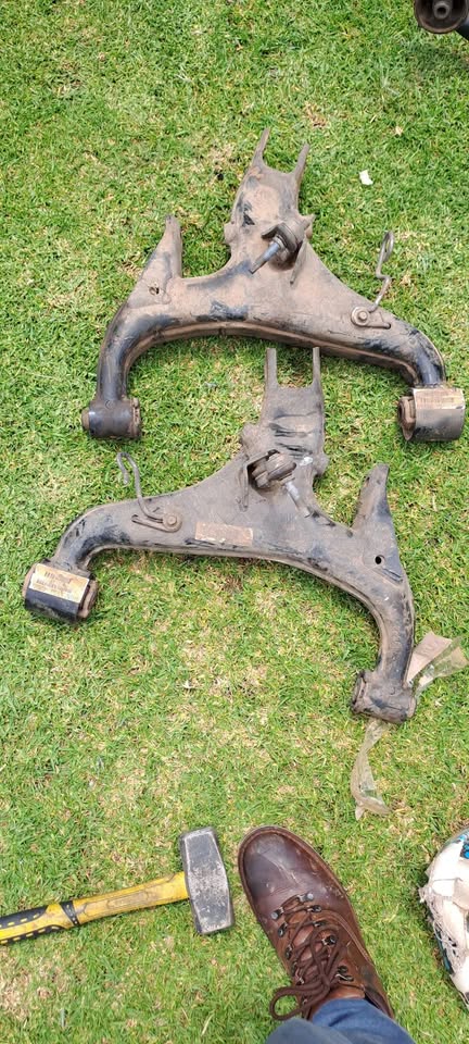 Land Rover Discovery 3 Control Arms For Sale @ Spareline Auto - Private Seller