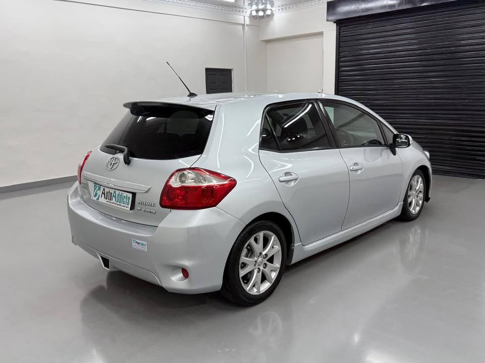 Toyota Auris 1.6 TRD 2013