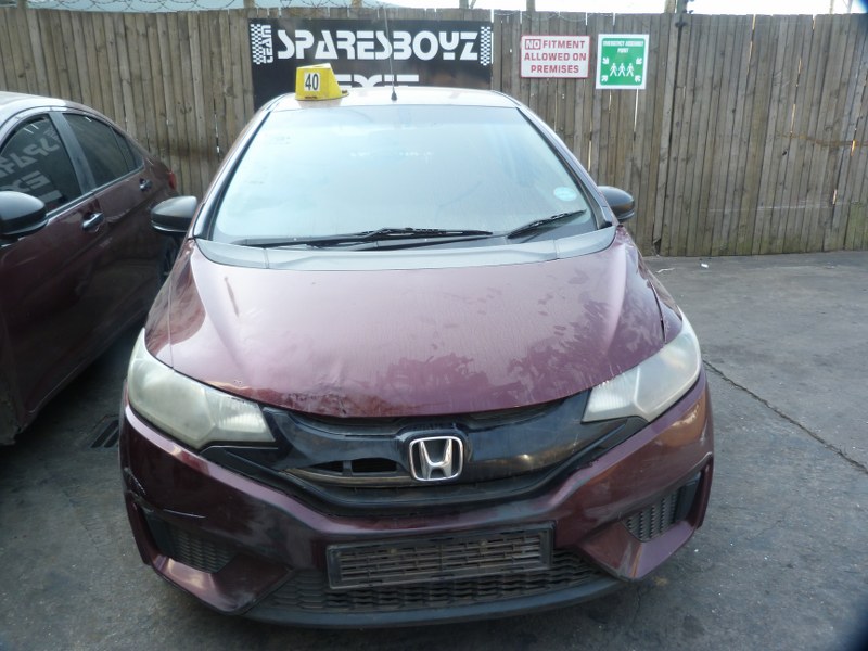 Honda Jazz 1.2 Trend Manual Maroon - 2015 STRIPPING FOR SPARES - Private Seller Honda Jazz 1.2 Trend Manual Maroon - 2015 STRIPPING FOR SPARES - Private Seller