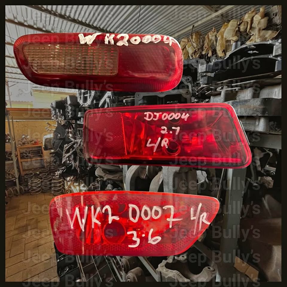 Used Rear Fog lights L/R fitted for Jeep/dodge/Chrysler