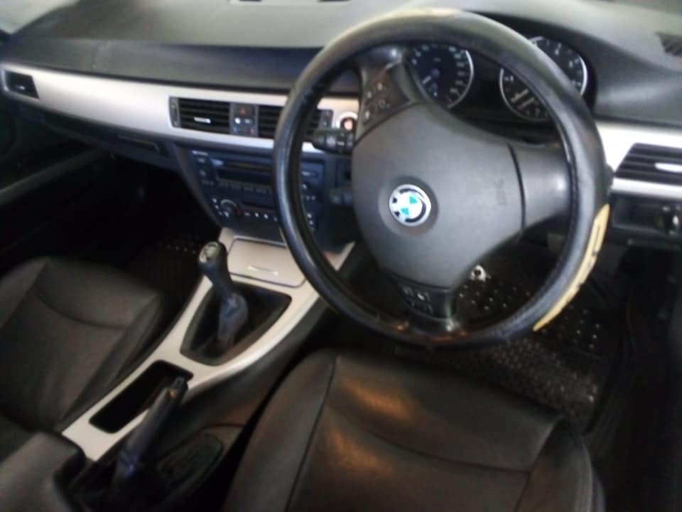 2006 BMW E90 320i Petrol, Manual White