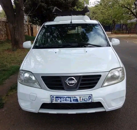 2013 Nissan NP 200 1.6 LDV