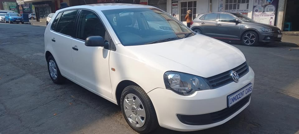 2010 VW POLO VIVO 1.4 MANUAL TRANSMISSION..PETROL.. WHITE COLOUR
