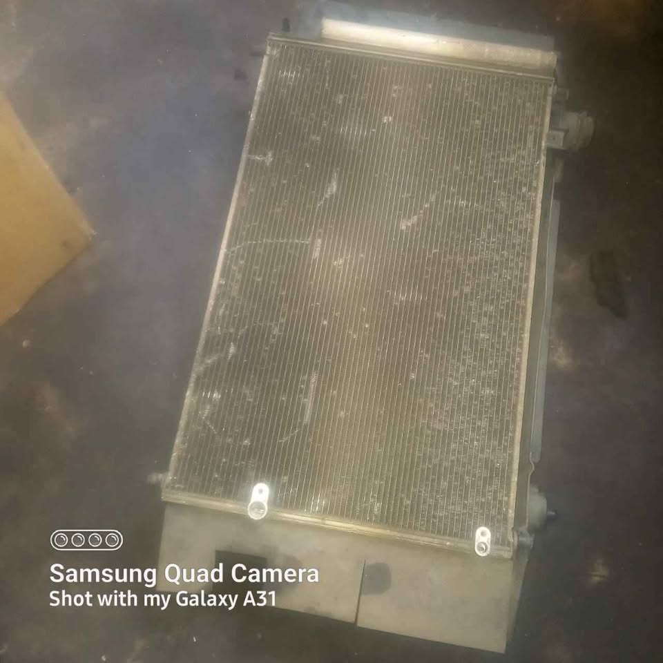 Toyota quest 1.6 complete radiator - Private Seller Toyota quest 1.6 complete radiator - Private Seller