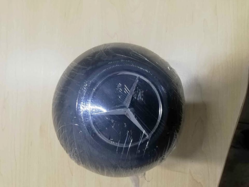 Brand New Mercedes Benz Steering airbags