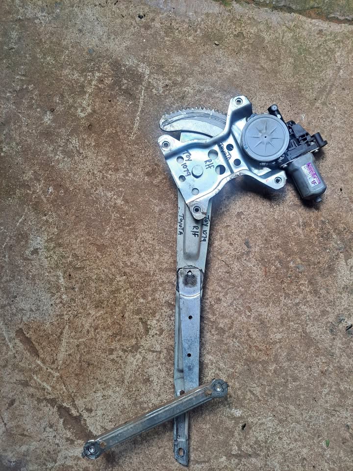 Toyota etios window mechanism - Private Seller