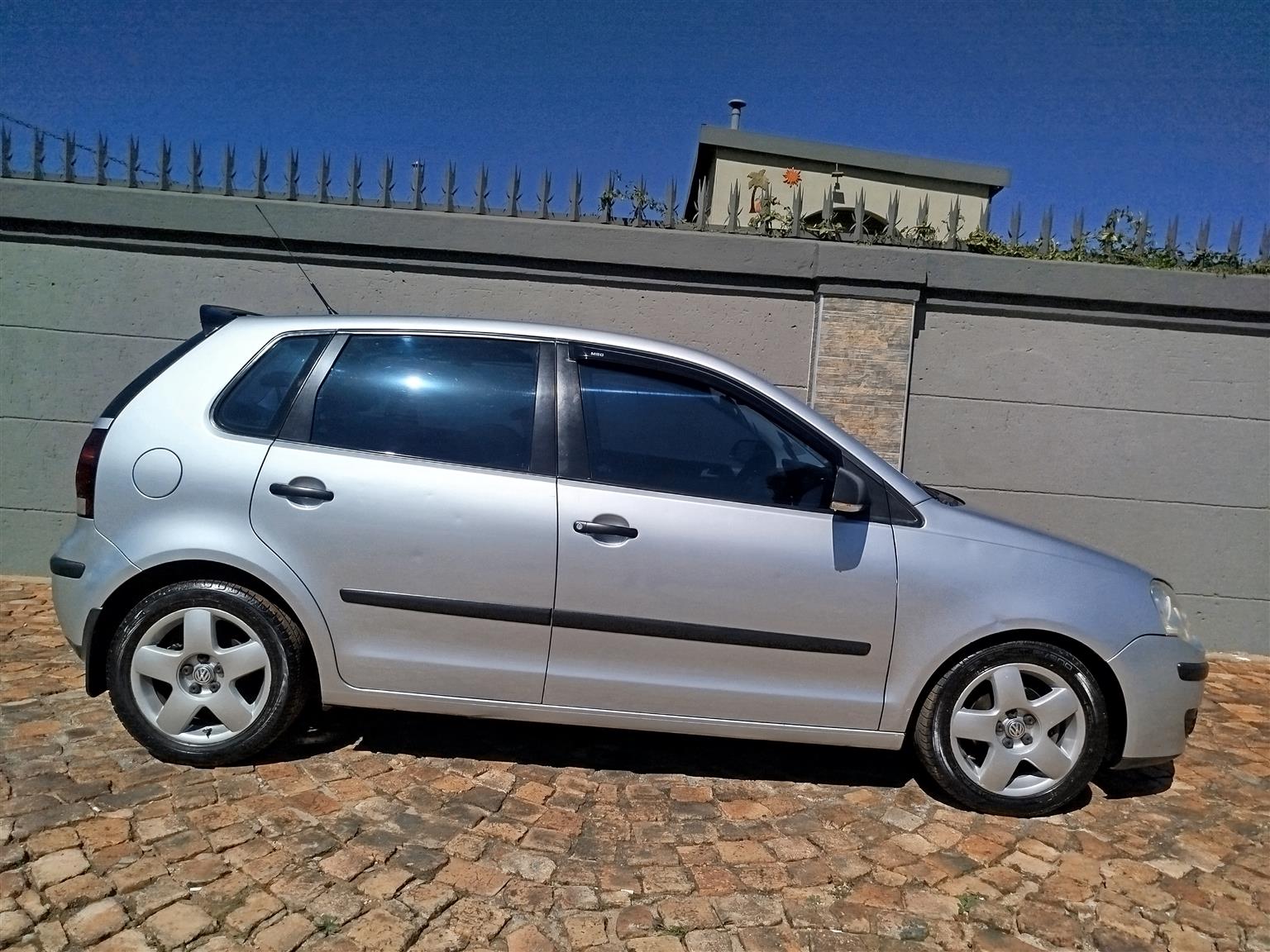 Used 2010 Volkswagen Polo 1.6 Comfortline - Private Seller Used 2010 Volkswagen Polo 1.6 Comfortline - Private Seller