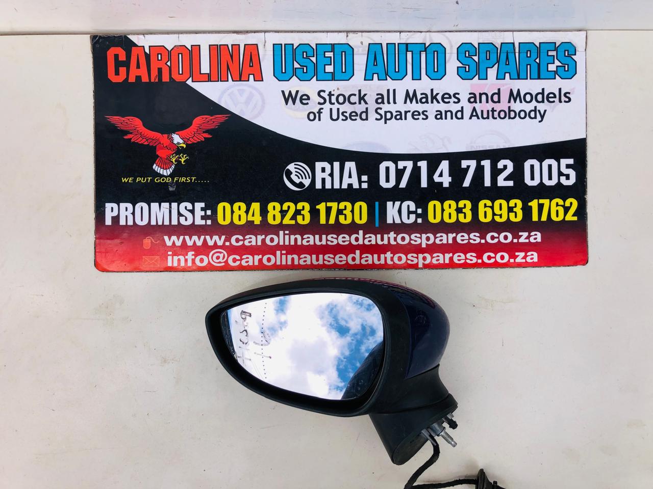 Ford Fiesta Mk4 facelift left side mirror with indicator (2013-2018) - Private Seller Ford Fiesta Mk4 facelift left side mirror with indicator (2013-2018) - Private Seller