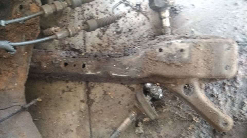 TOYOTA COROLLA SUB FRAME - Private Seller TOYOTA COROLLA SUB FRAME - Private Seller