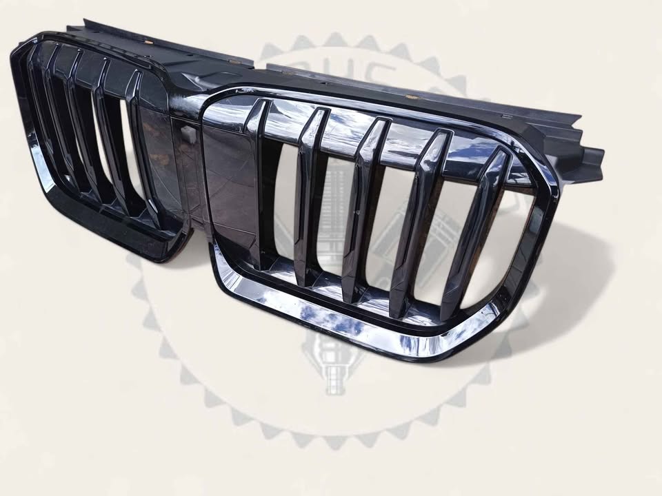 BMW X1 U11 MAIN GRILL AVAILABLE FOR SALE - Private Seller BMW X1 U11 MAIN GRILL AVAILABLE FOR SALE - Private Seller