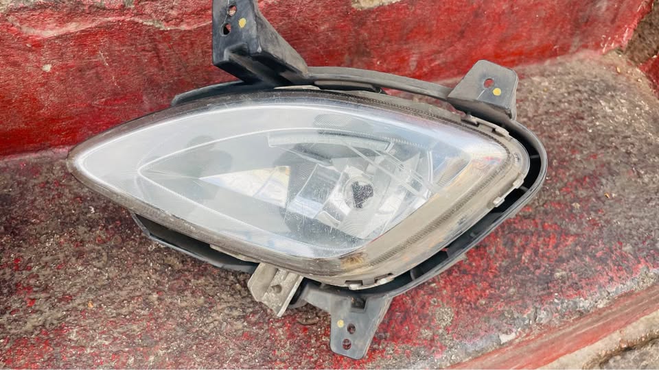 Hyundai i10 fog light - Private Seller