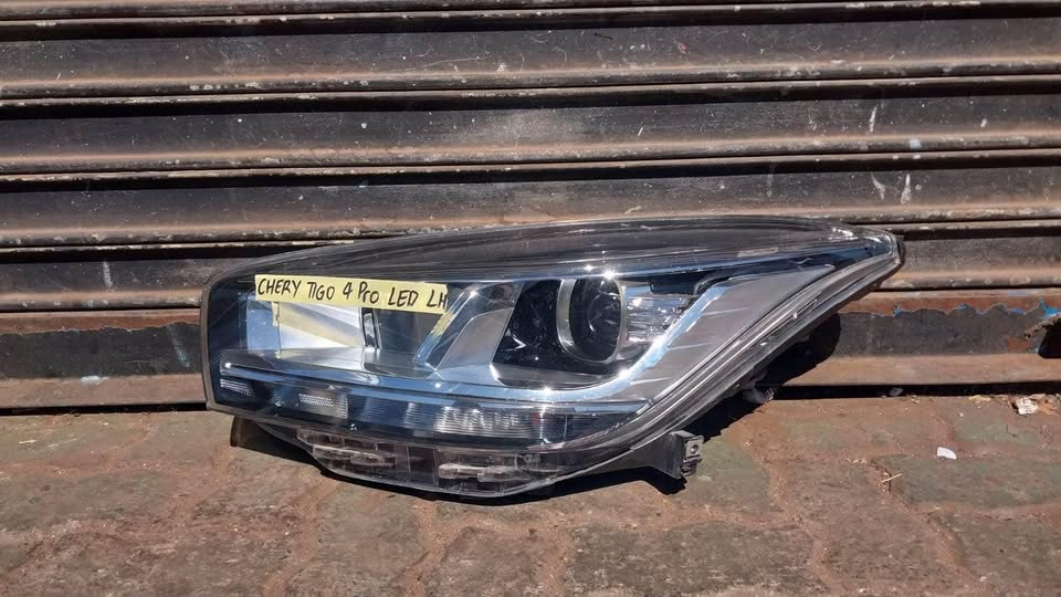 Chery Tiggo 4 Pro LED headlight - Private Seller Chery Tiggo 4 Pro LED headlight - Private Seller