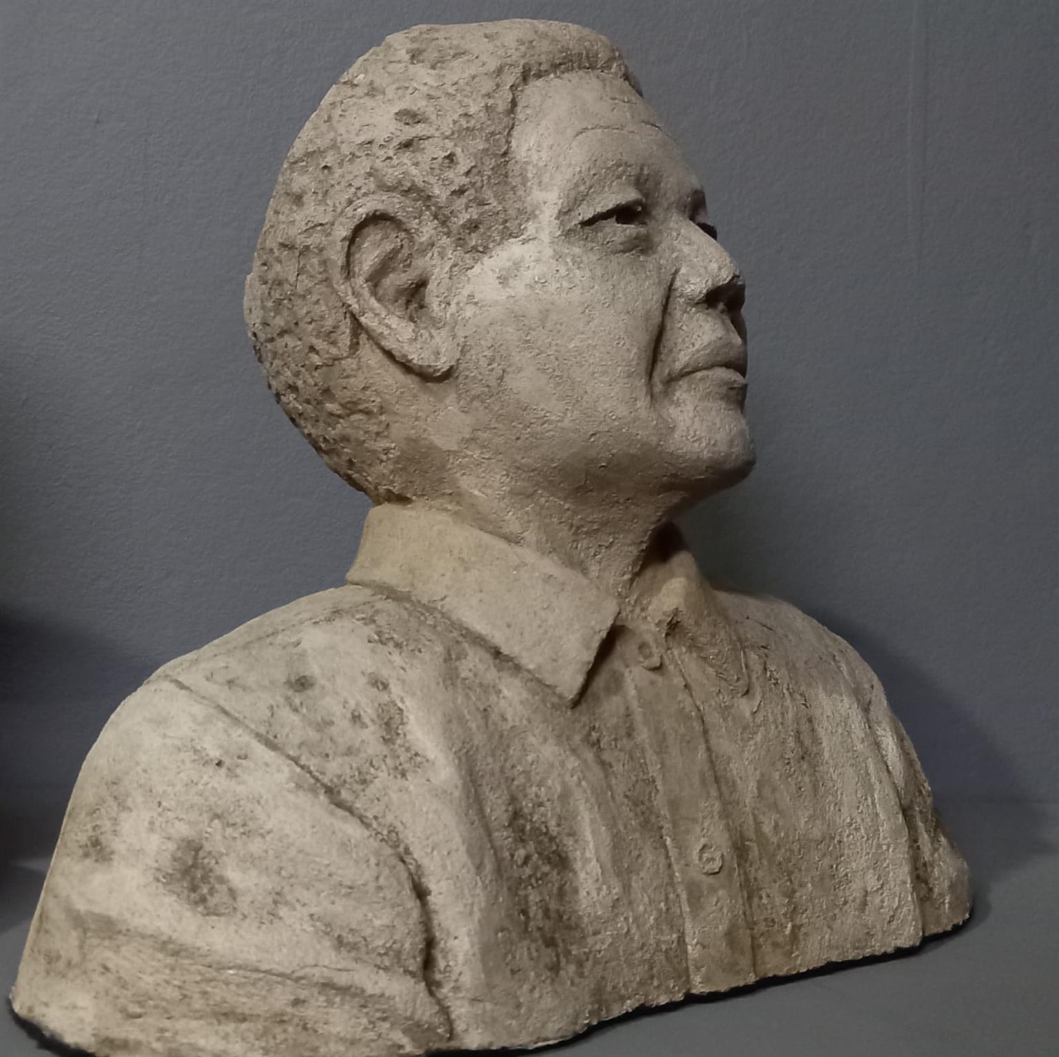 Nelson Mandela Sculpture