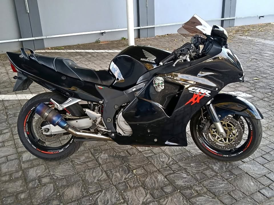 2004 Honda Blackbird - Private Seller 2004 Honda Blackbird - Private Seller