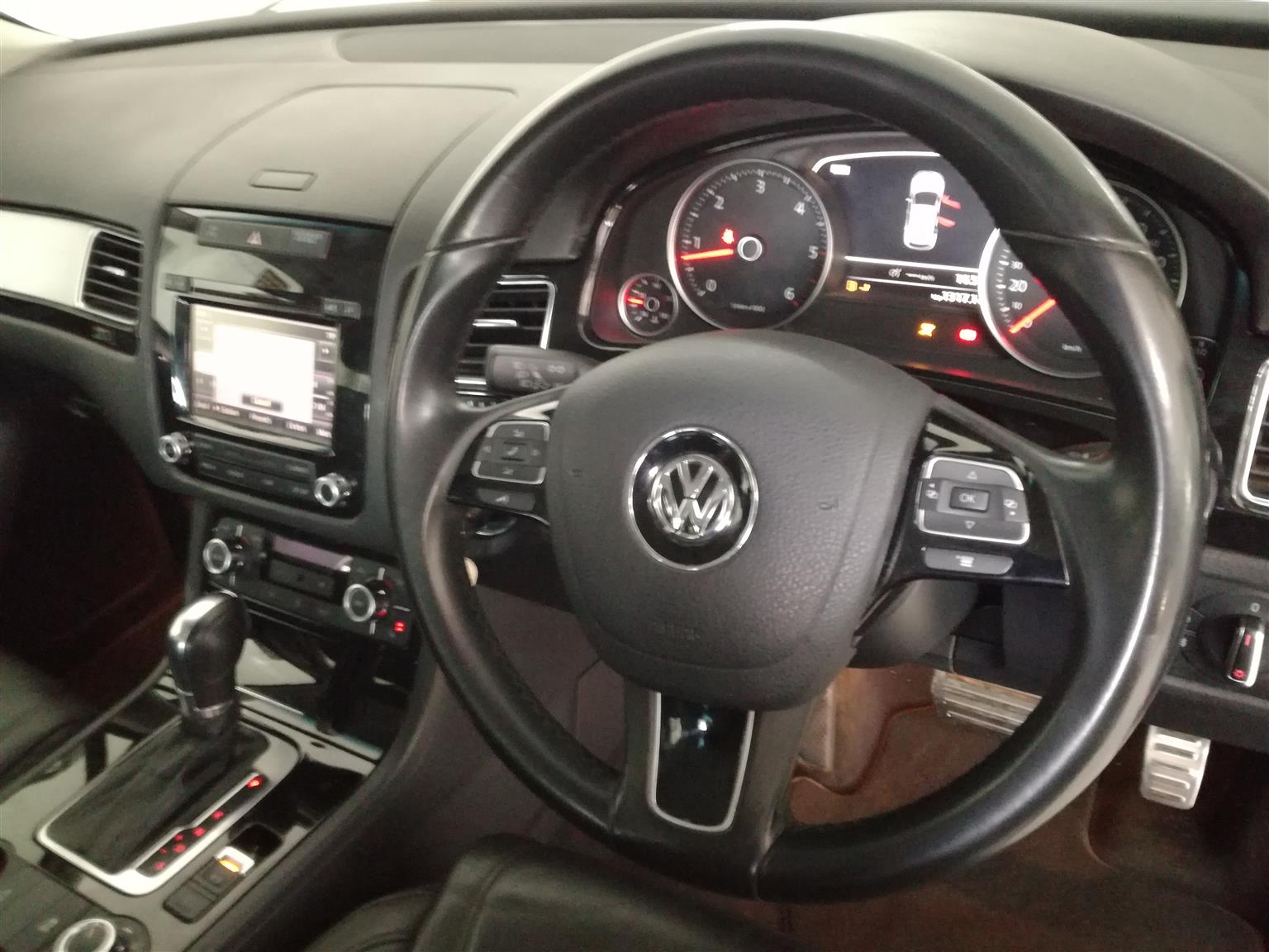 2014 Volkswagen Touareg 3.0 V6 TDi Auto Mechanically perfect 
