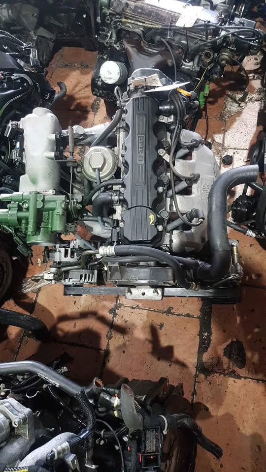 ISUZU KB200 2,0i C20NL ENGINE FOR SALE - Private Seller ISUZU KB200 2,0i C20NL ENGINE FOR SALE - Private Seller