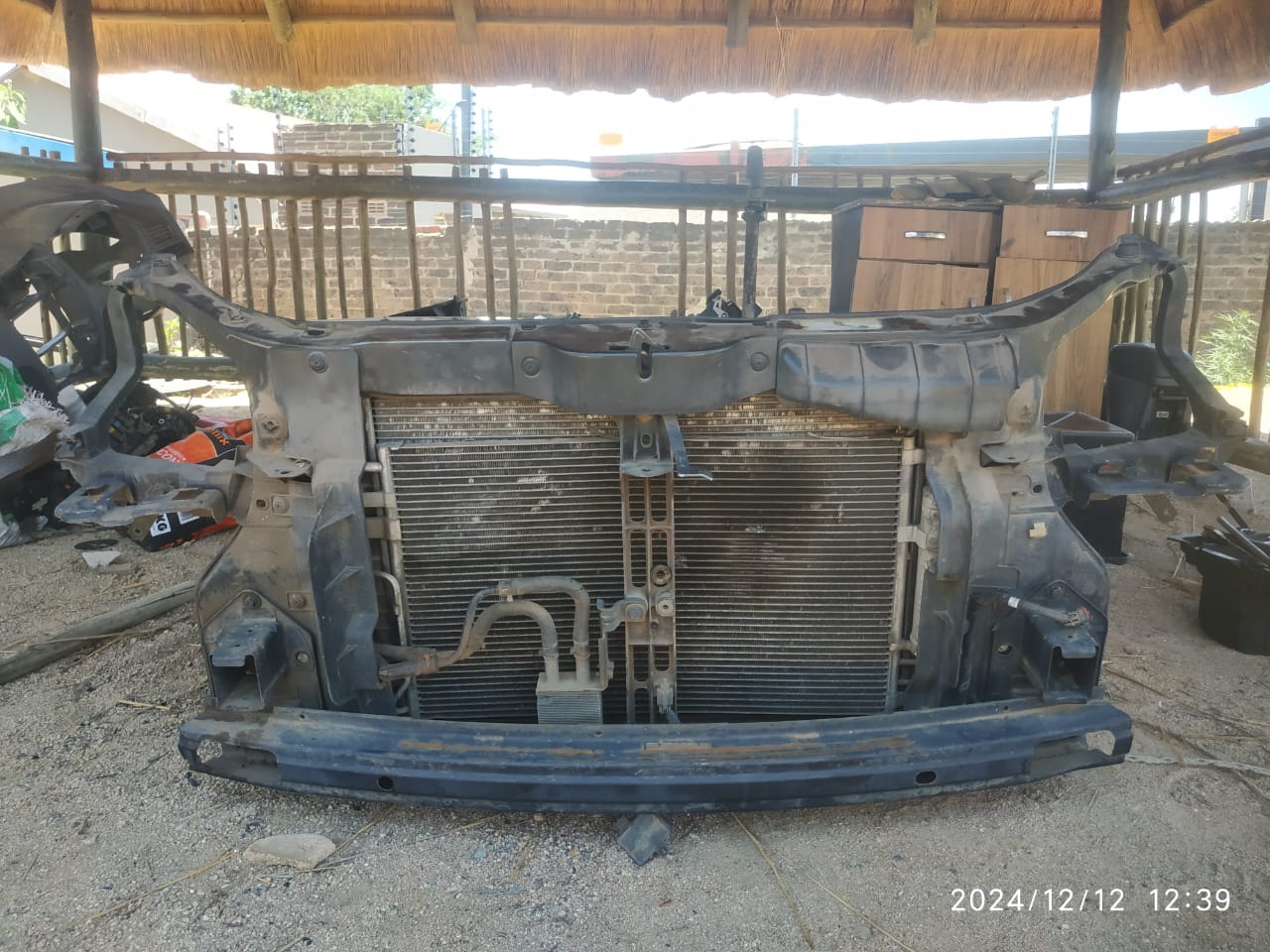 2008 Hyundai Tucson Cradle, stiffner, Radiator, Fan, Aircorn Condenser, bonnet l - Private Seller