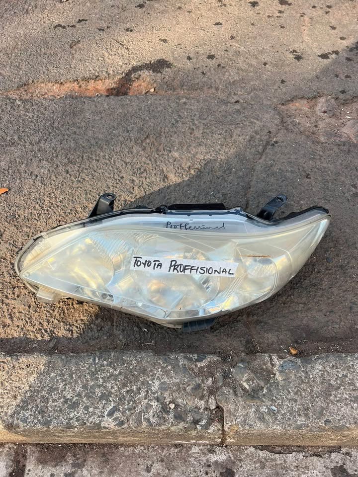 Toyota Professional headlight - Private Seller