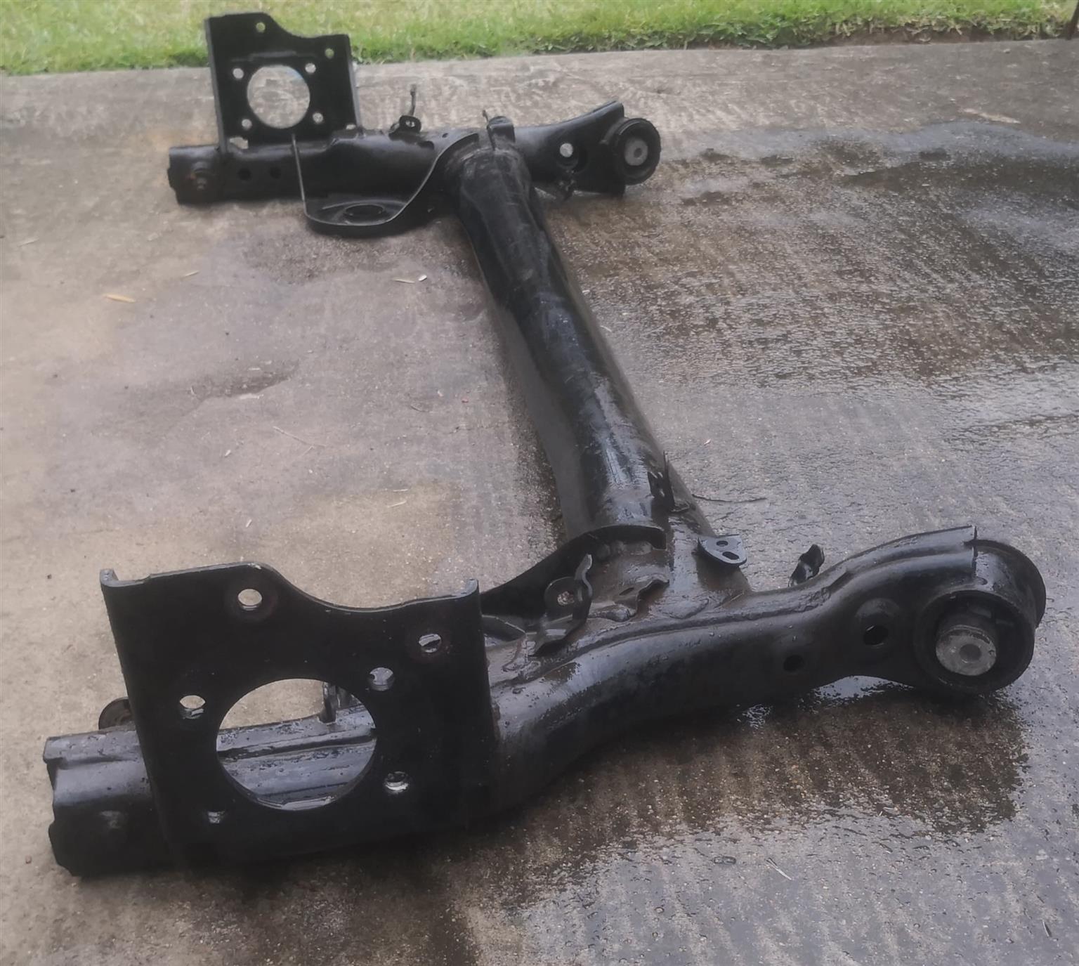 Swift Sport Rear Axle - Private Seller Swift Sport Rear Axle - Private Seller