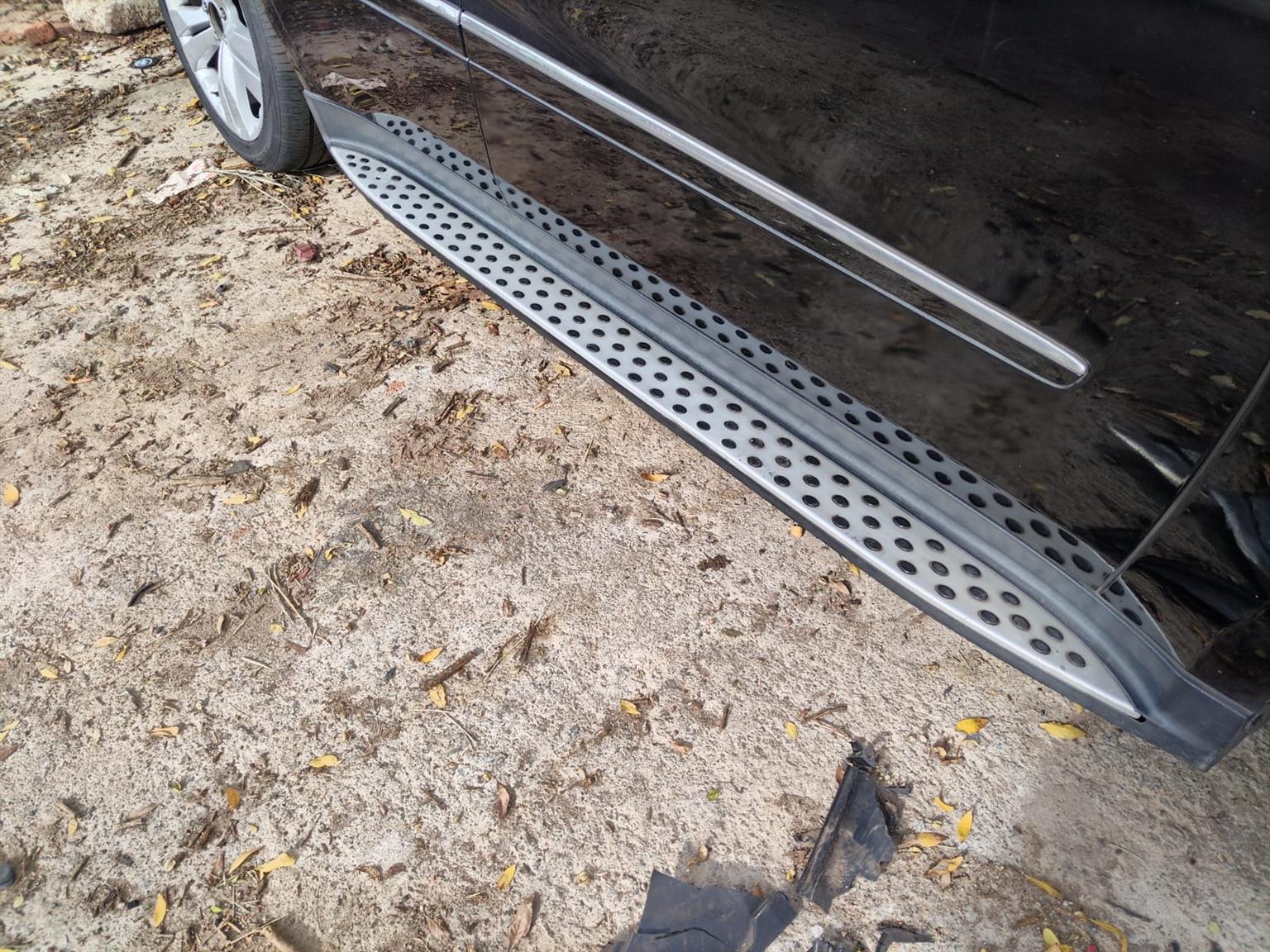 Mercedes ML350 cdi side step running boards for sale used | Junk Mail ...