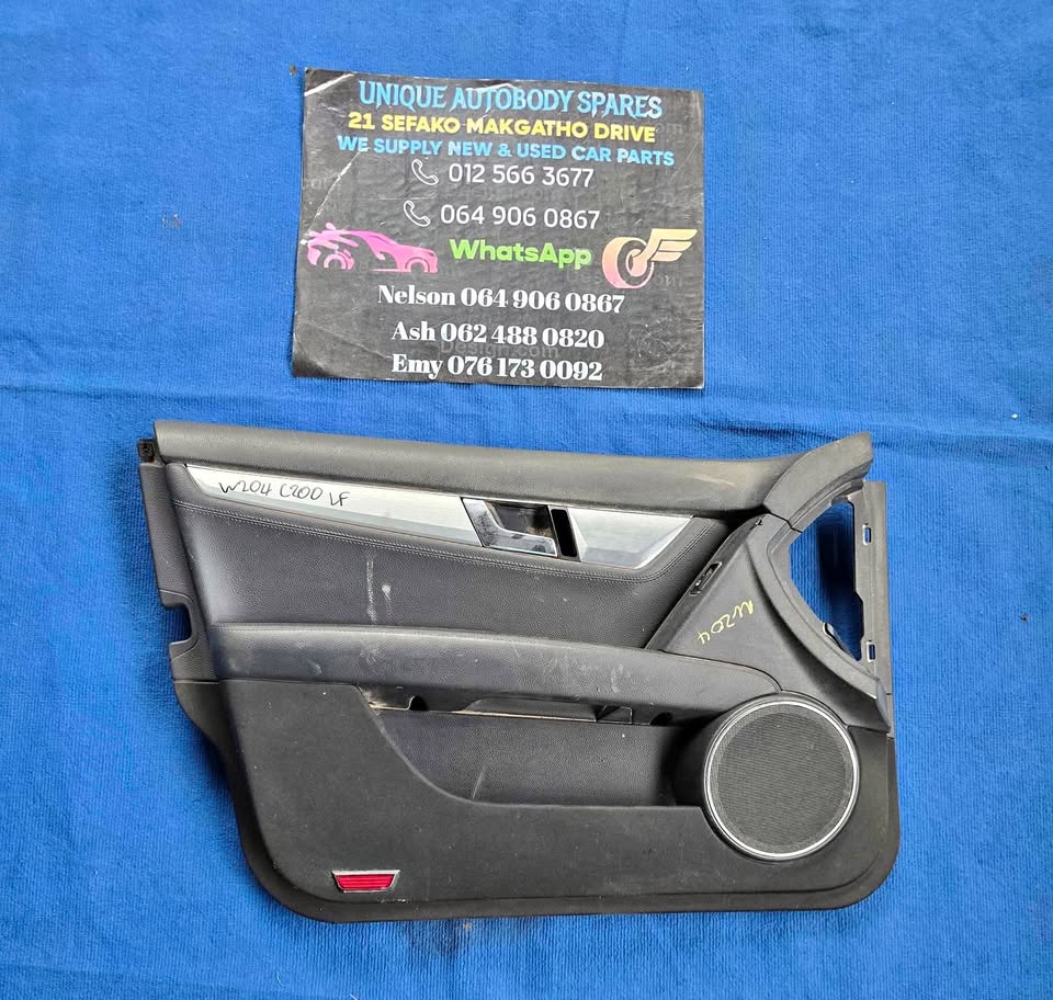 Mercedes W204 C200 Left Front Door Panel