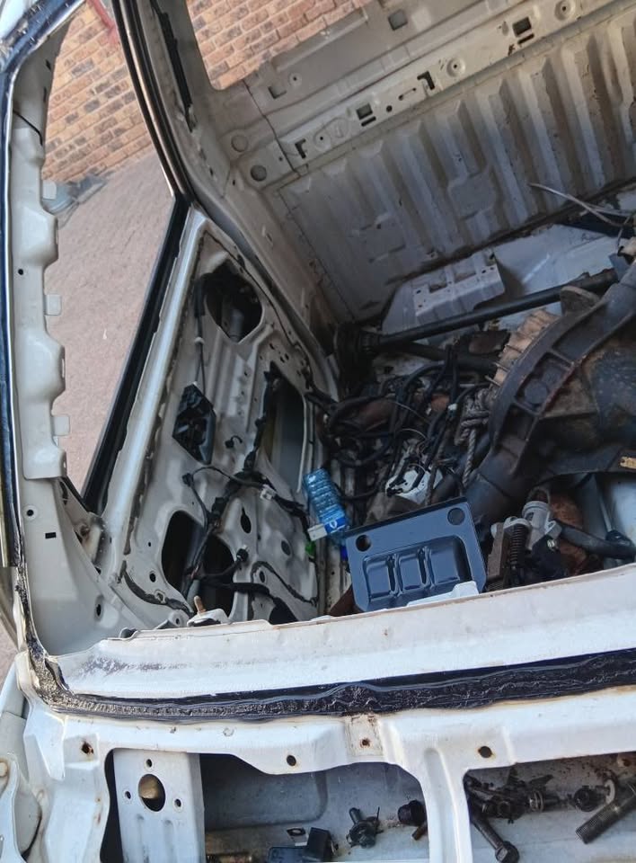 Isuzu KB250 Go Big/ GWM Steed 3 Right Door For Sale - Private Seller