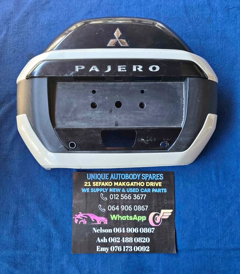 Mitsubishi Pajero Spare Wheel Tire Tyre Cover - Private Seller Mitsubishi Pajero Spare Wheel Tire Tyre Cover - Private Seller