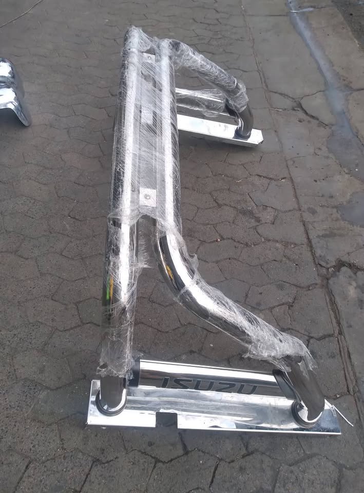 Isuzu Roll Bar for Sale - Private Seller Isuzu Roll Bar for Sale - Private Seller