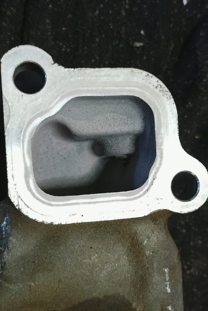 Toyota / Lexus 1UZ-FE Thermostat Housing – Complete - Private Seller