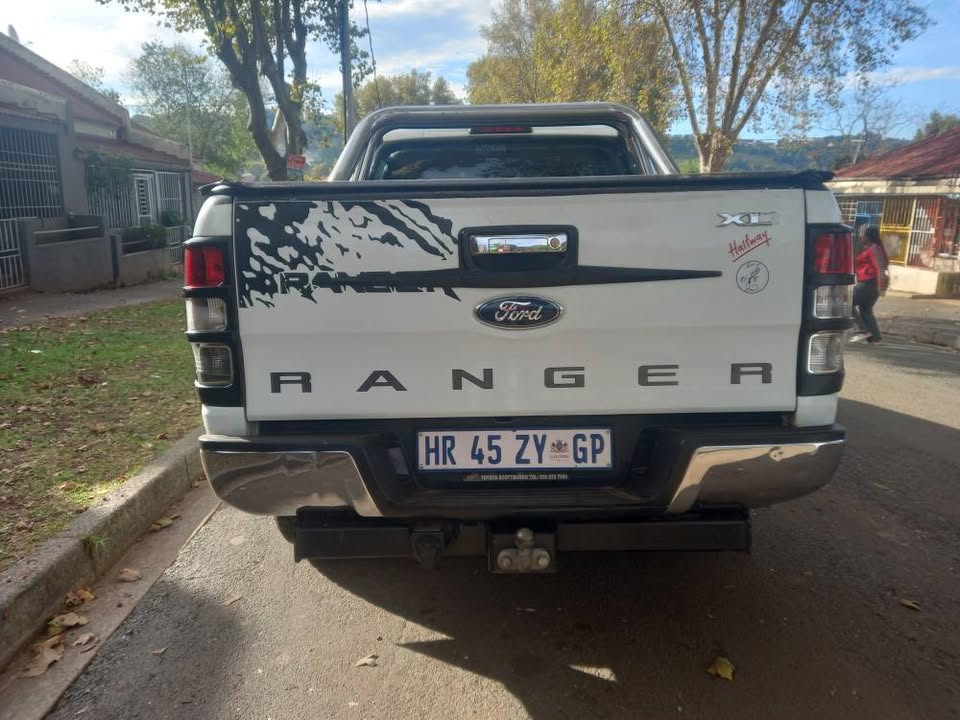 2013 Ford Ranger 3.2 XLT DIESEL, MANUAL 4X4, SILVER, 216000kms Spare key,