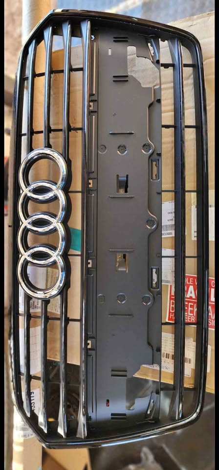Audi A7 2019 Model OEM Radiator Grill For Sale - Private Seller Audi A7 2019 Model OEM Radiator Grill For Sale - Private Seller