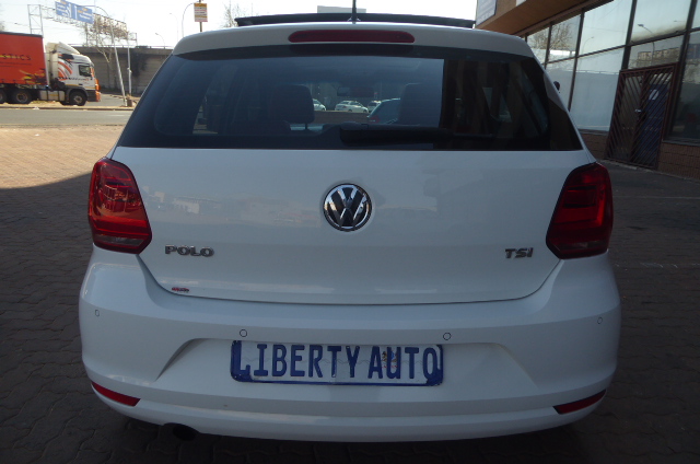 polo tsi 2015 with sunroof
