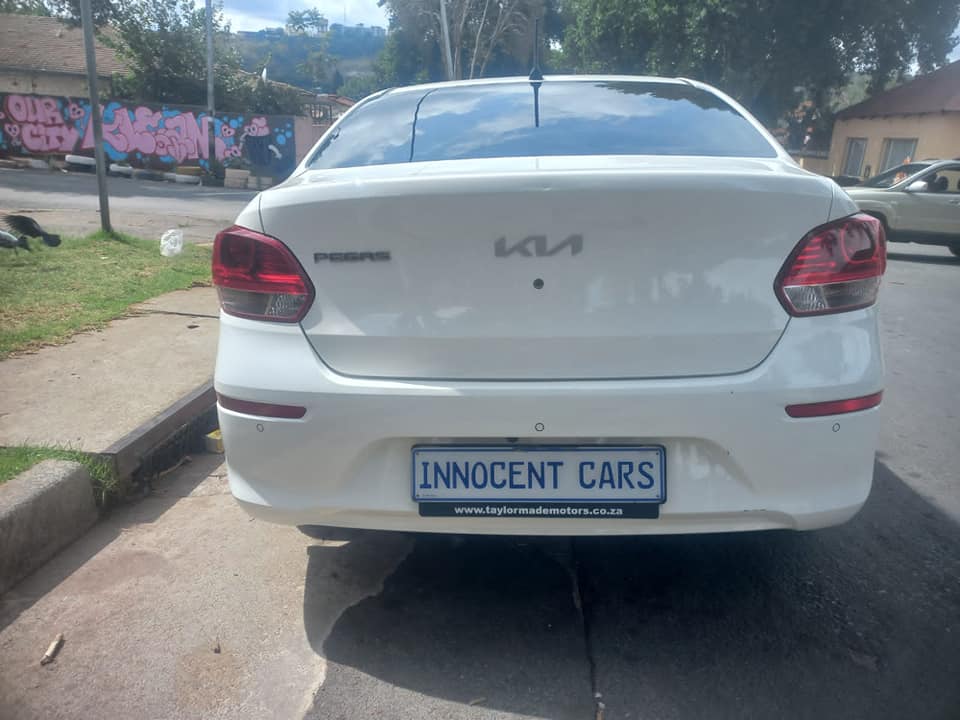 2022 KIA PEGGAS 1.4 PETROL, MANUAL, WHITE COLOR, MILEAGE 77000KMS
