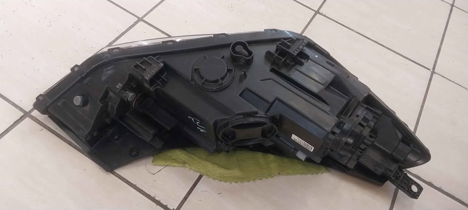 HYUNDAI TUCSON 2018-2020 LED HEADLIGHT LHS AVAILABLE